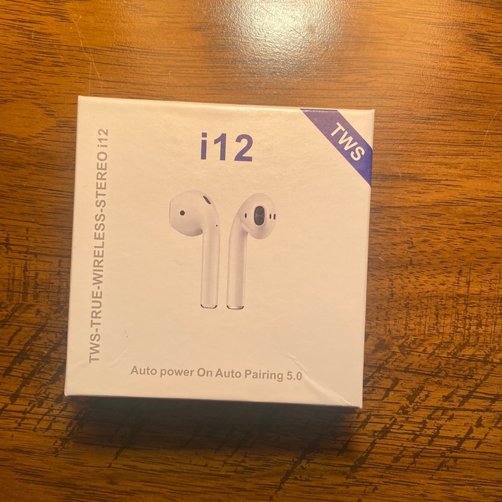 Wireless earbuds
